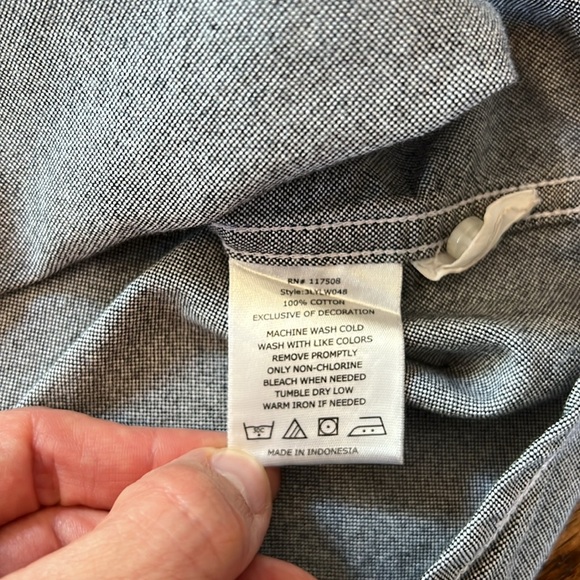 Levi Strauss & Co- Button Down, Mens Large - Picture 6 of 6